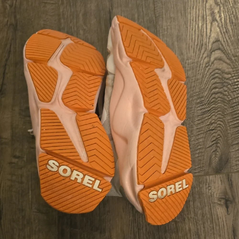 Women's Cream and‎ Orange Sneakers